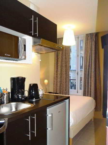 Hotel Montmartre Parigi Esterno foto