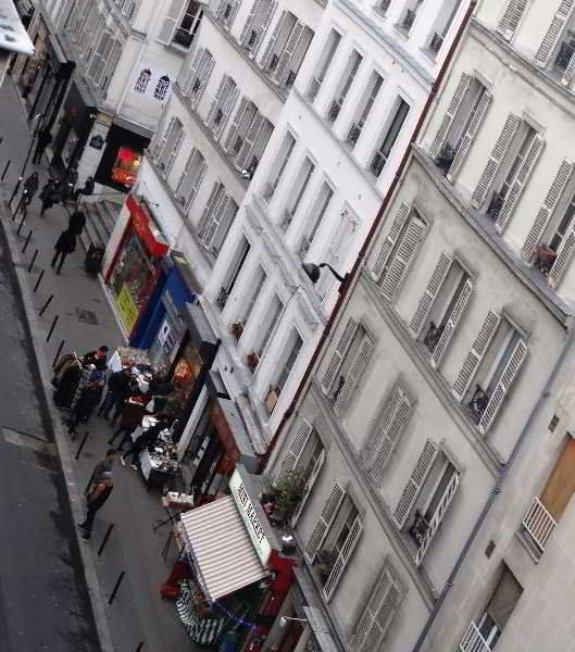 Hotel Montmartre Parigi Esterno foto
