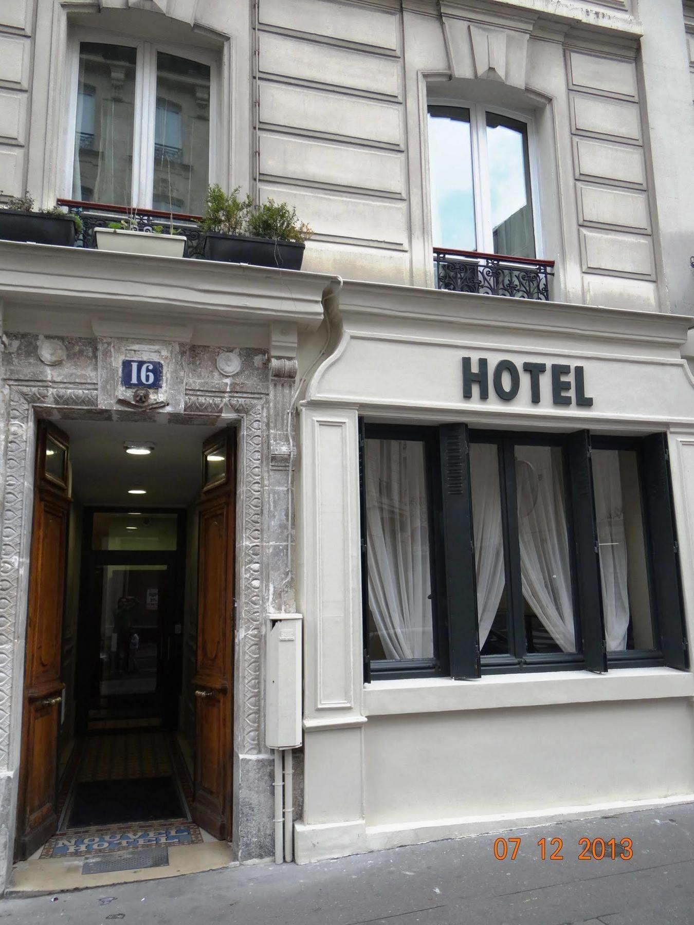 Hotel Montmartre Parigi Esterno foto