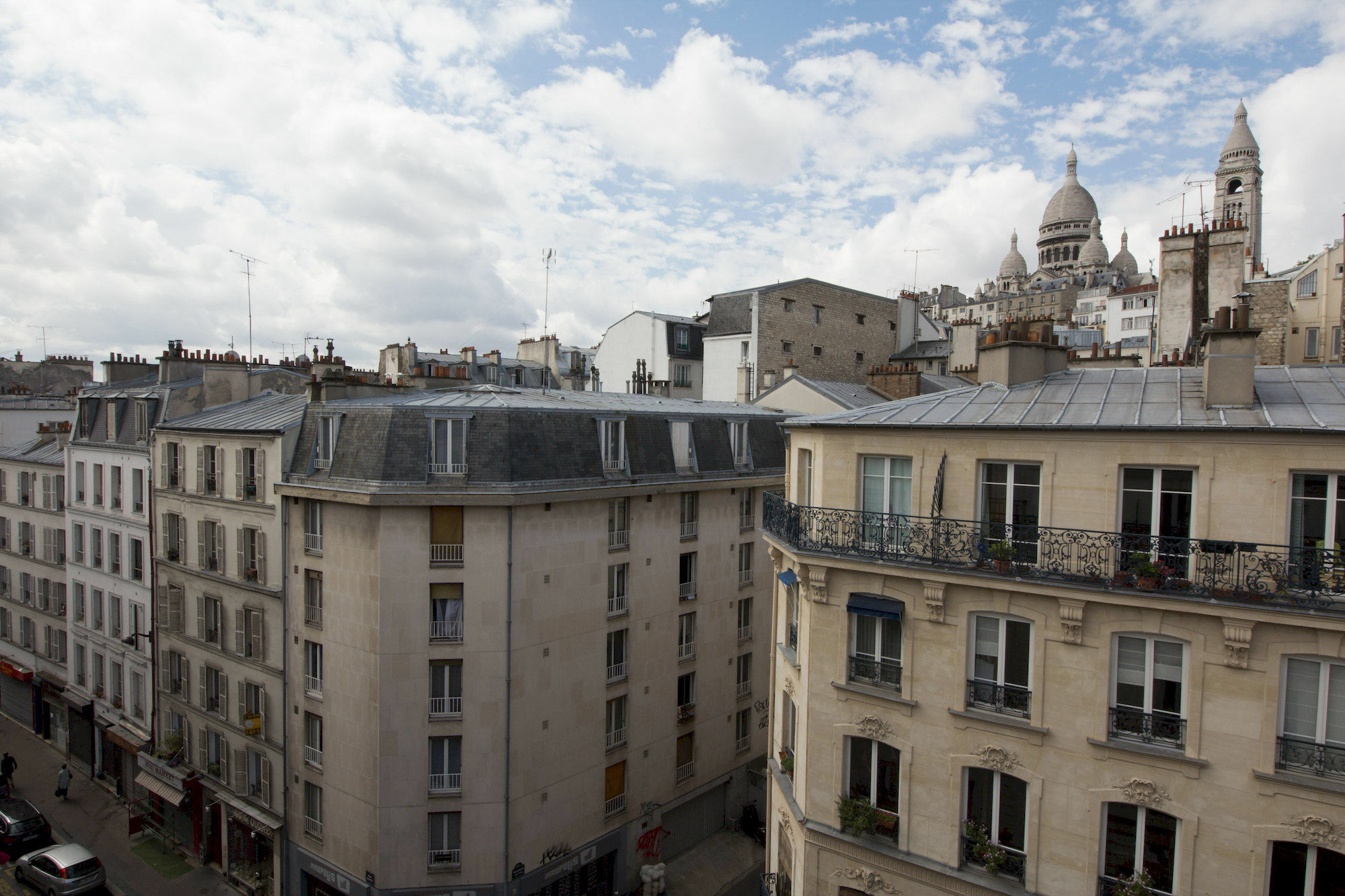Hotel Montmartre Parigi Esterno foto