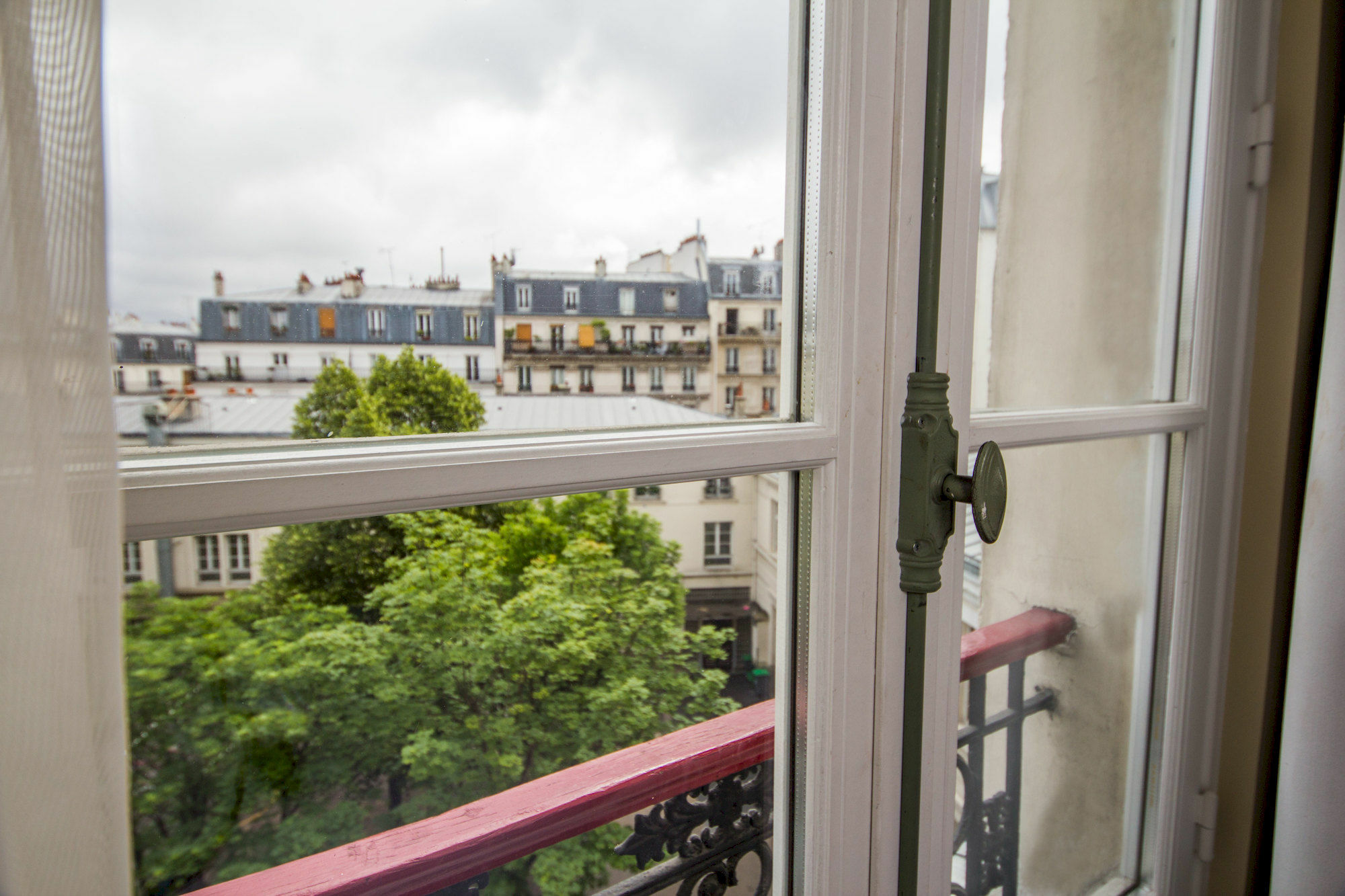 Hotel Montmartre Parigi Esterno foto